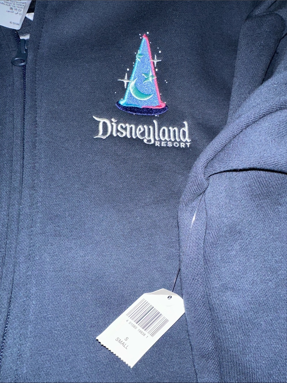 Disneyland Fantasía Anniversary Sorcerer Mickey hoodie - Picture 4 of 4